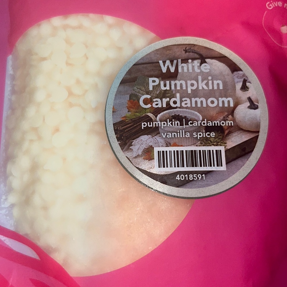 Pink Zebra White Pumpkin Cardamom Wax Melt Sprinkles